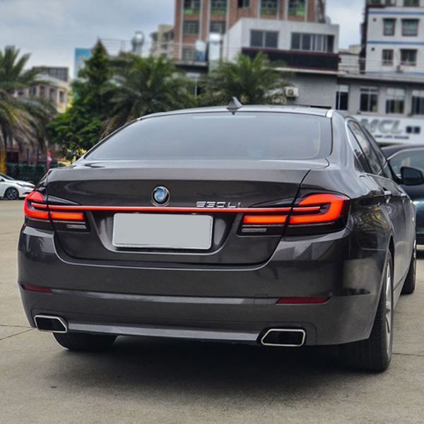 Задние фонари на BMW 5 F10 2010-2016 FULL LED стиль G30 красные + LED полоса 430397 фото