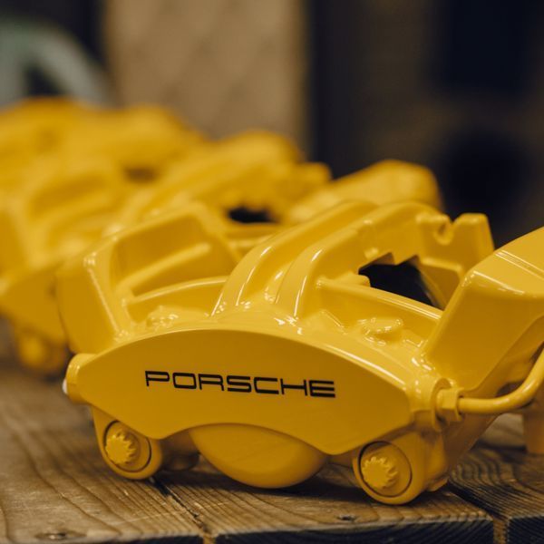Наклейки на супорт PORSCHE чорні рівні 426000 фото