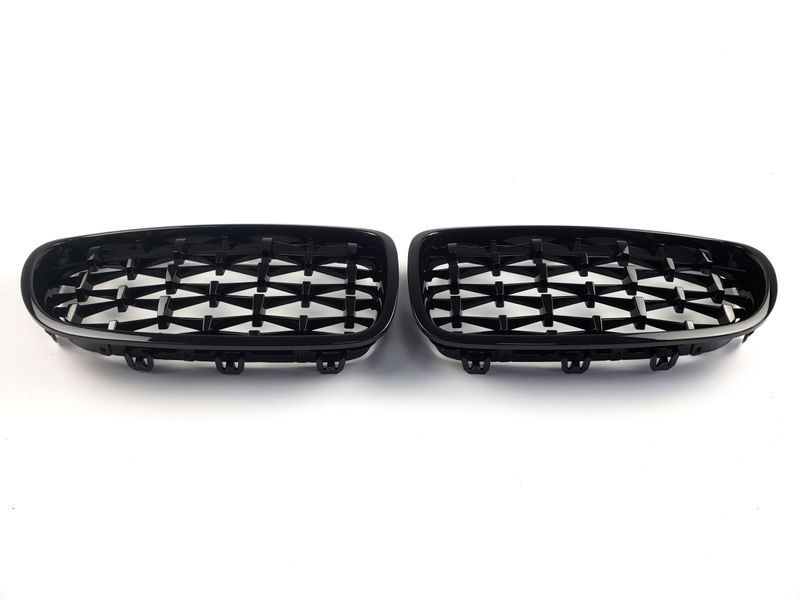 Ноздри Diamond All Black на BMW 5 F10, F11 2010-2017 429927 фото