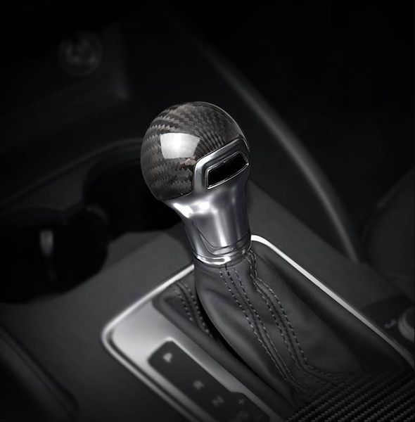 Накладка на ручку КПП для Audi A3 8V, Q2 карбон 400034 фото