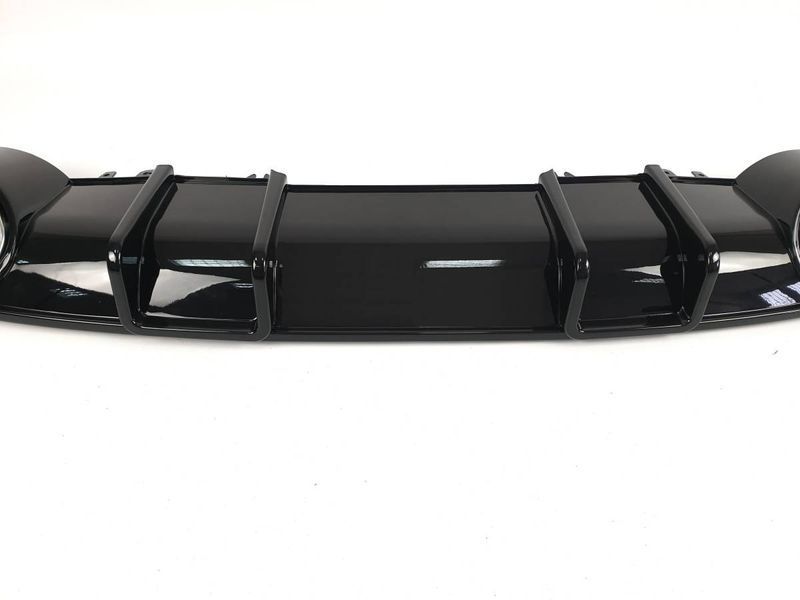 Дифузор заднього бамперу на Audi A4 B9 2015-2019 Full Black Chrome Pipe (в стилі RS4) V2 S-Line 427793 фото