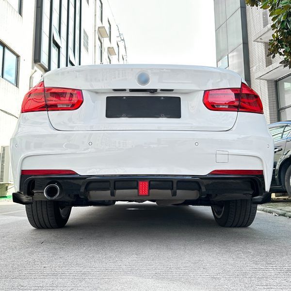 Дифузор заднього бампера на BMW 3 F30, F31 2011-2018 M-Paket LED + елерони 523622 фото