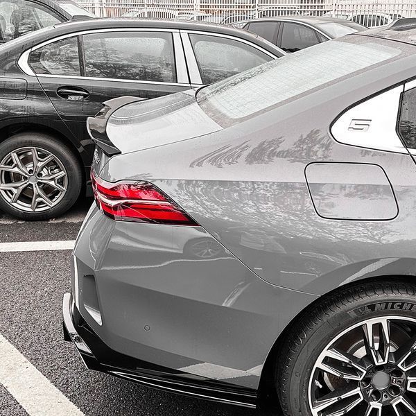 Спойлер на машину BMW 5 G60 2023- MP Style черный глянец 522149 фото