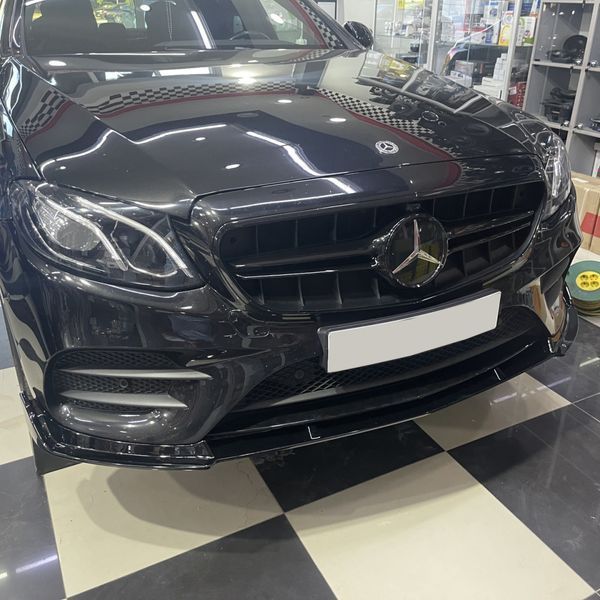 Решітка радіатора на Mercedes E-class W213 2016-2020 стиль E63 S AMG 522625 фото