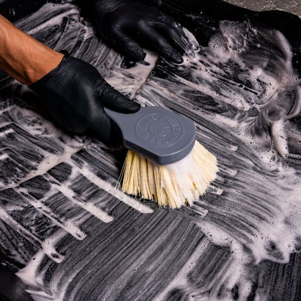 Щетка для чистки ковровых и тканевых покрытий Chemical Guys Nice and Stiff Heavy Duty Carpet and Interior Brush 408435 фото