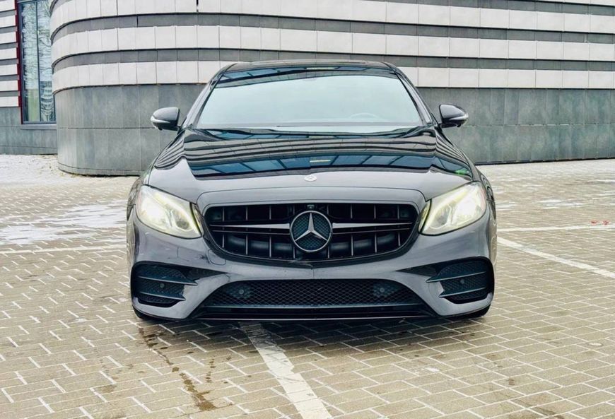 Решітка радіатора на Mercedes E-class W213 2016-2020 стиль E63 S AMG 522625 фото