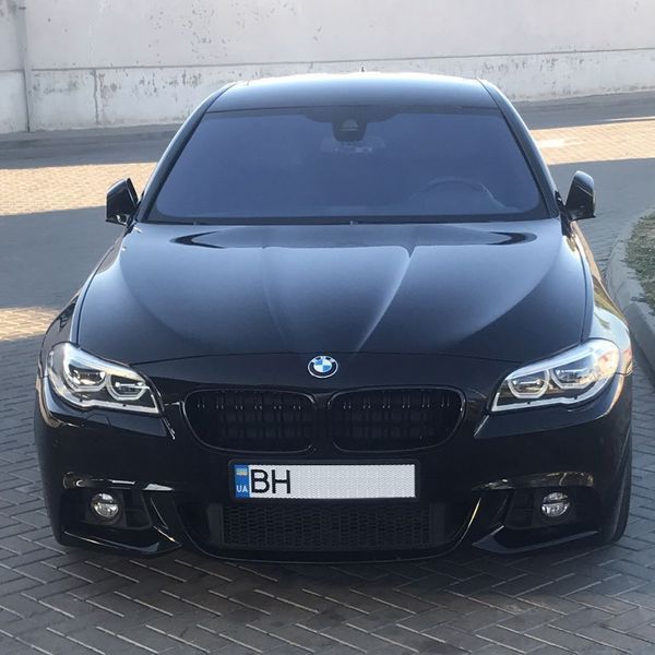 Решетка радиатора на BMW 5 F10, F11 2010-2017 Black 240918 фото