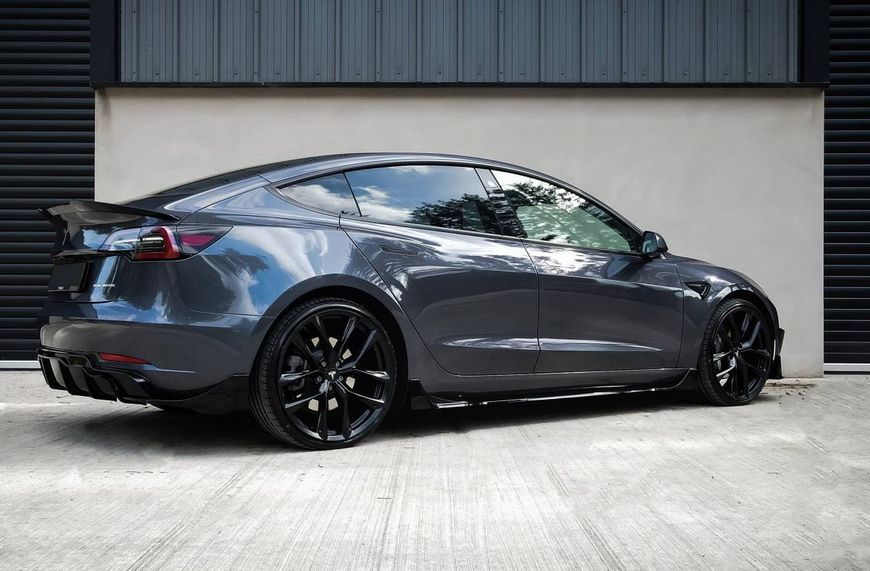 Комплект дооснащения аэро кит на Tesla Model 3 2017-2022 429677 фото Комплект дооснащения аэро кит на Tesla Model 3 2017-2022 429677 фото