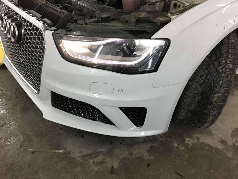 Передний бампер на Audi A4 B8 2011-2015 в стиле RS4 428733 фото