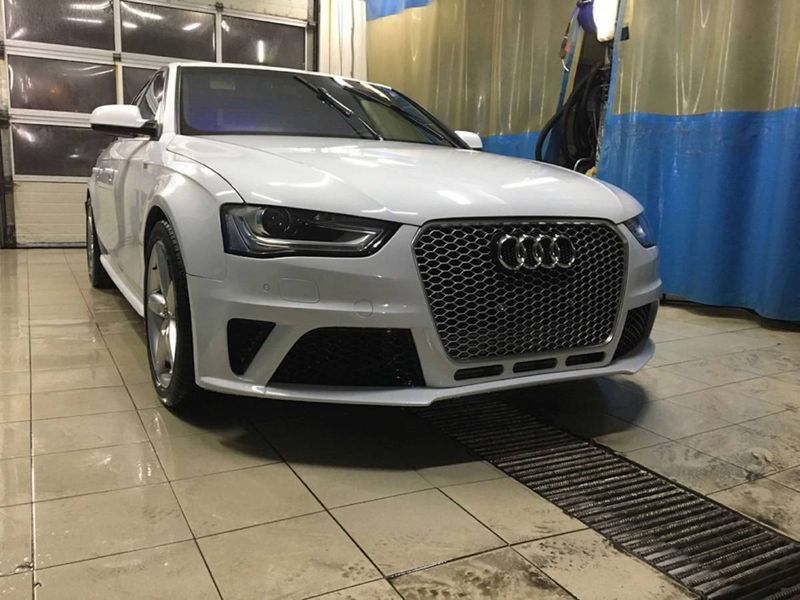 Передний бампер на Audi A4 B8 2011-2015 в стиле RS4 428733 фото