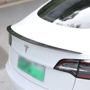 Спойлер на Tesla Model Y 2020- Perfomance аквапринт під карбон 365308 фото