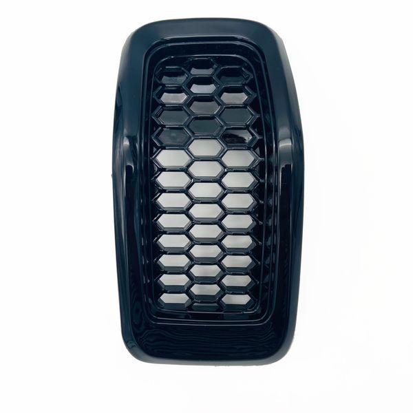 Решетка радиатора на Jeep Cherokee 2014-2018 Black 68303626AA 423029 фото Решетка радиатора на Jeep Cherokee 2014-2018 Black 68303626AA 423029 фото