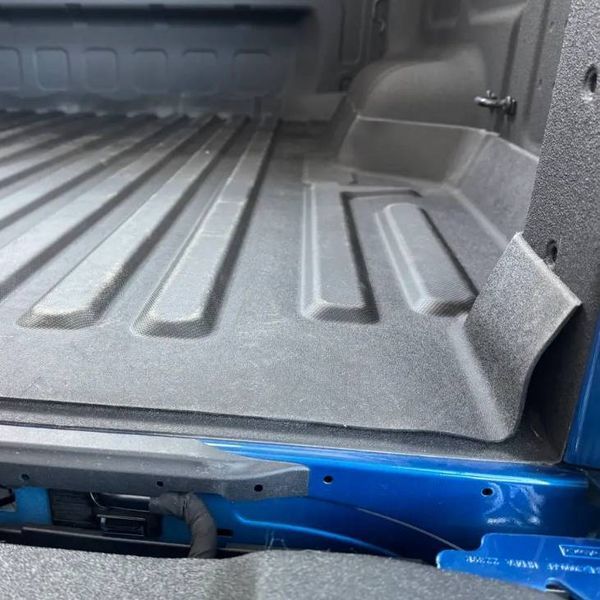 Килимок у кузов Ford Ranger, Volkswagen Amarok 2024- WeatherTech ImpactLiner 36924IM 426008 фото