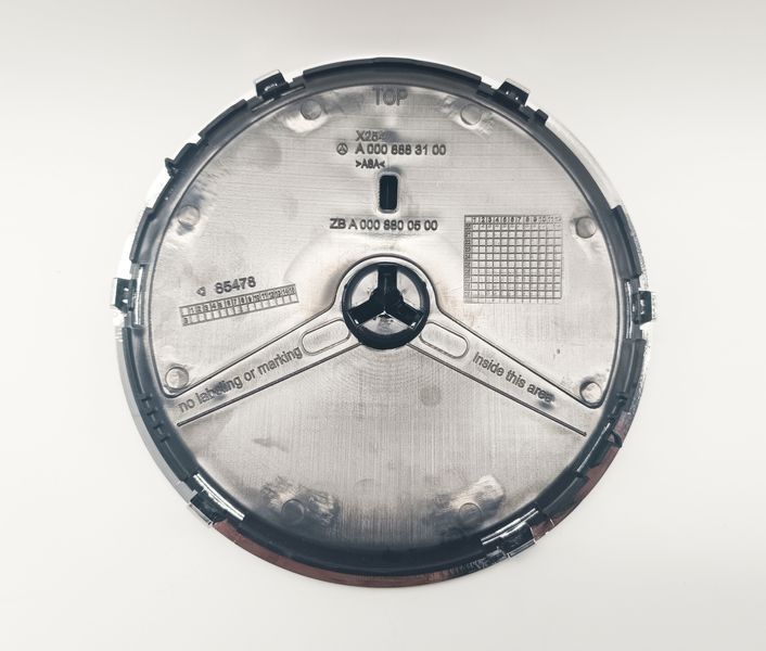 Емблема в решітку радіатора Mercedes GLC X254 2022- A0008883100 A0008800500 415860 фото