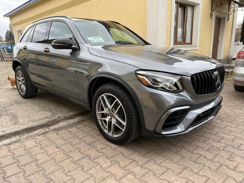 Передній бампер на Mercedes GLC-class X253 2015-2019 стиль GLC63 AMG 428705 фото Передній бампер на Mercedes GLC-class X253 2015-2019 стиль GLC63 AMG 428705 фото