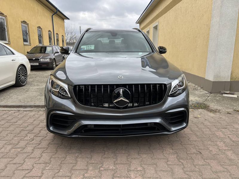 Передній бампер на Mercedes GLC-class X253 2015-2019 стиль GLC63 AMG 428705 фото Передній бампер на Mercedes GLC-class X253 2015-2019 стиль GLC63 AMG 428705 фото