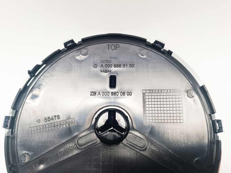 Емблема в решітку радіатора Mercedes GLC X254 2022- A0008883100 A0008800500 415860 фото
