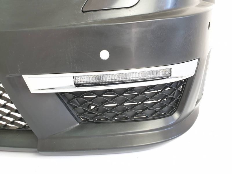 Передний бампер на Mercedes C-class W204 2007-2014 в стиле C63 AMG 429837 фото