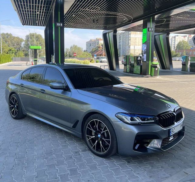 Комплект рестайлінгу на BMW 5 G30 2017-2020 стиль M5 F90 LCI V2 21371 фото