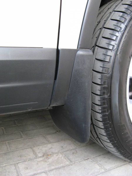Бризковики на Volkswagen Tiguan 2007-2016 передні VAG 5N0075111 35690 фото Бризковики на Volkswagen Tiguan 2007-2016 передні VAG 5N0075111 35690 фото