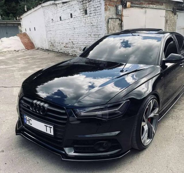 Автологотип черная эмблема Audi A6 C7 2014-2018 Black Edition в решетку радиатора 4K5853602 232881 фото Автологотип черная эмблема Audi A6 C7 2014-2018 Black Edition в решетку радиатора 4K5853602 232881 фото