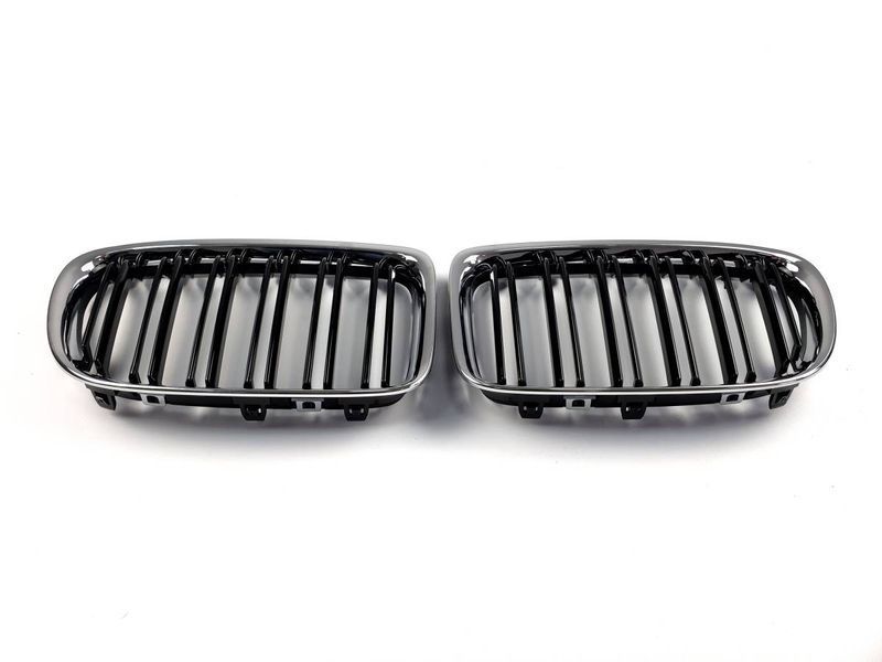Решітка радіатора на BMW X1 E84 2009-2015 M-Look Black 429096 фото