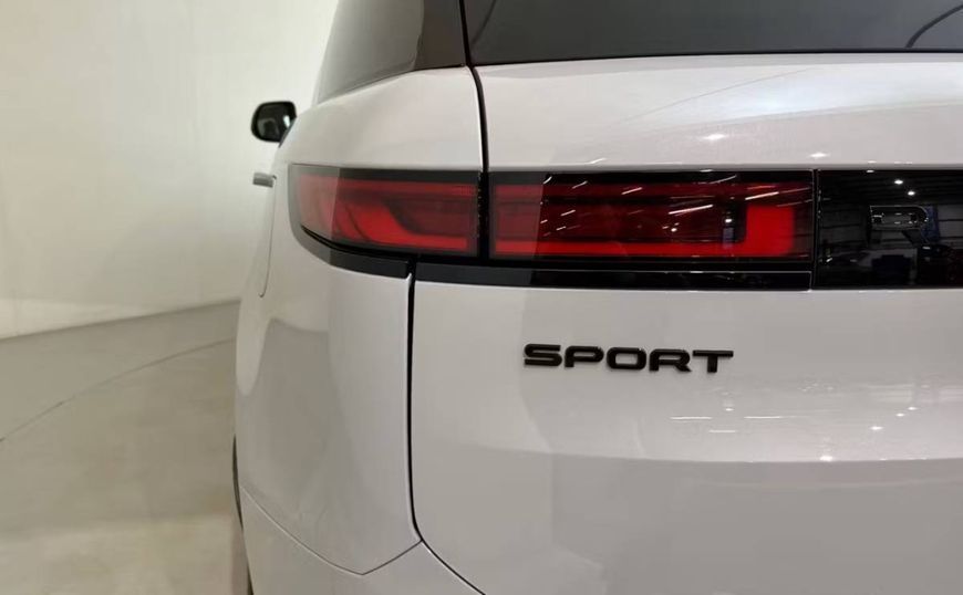 Автологотип шильдик эмблема надпись Range Rover Sport для L494 - L461 2014+ черный матовый 423230 фото