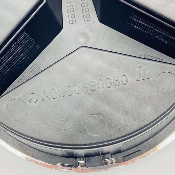 Эмблема в решетку радиатора Mercedes GL-Class X166 2013-2015 A0008880060 417193 фото