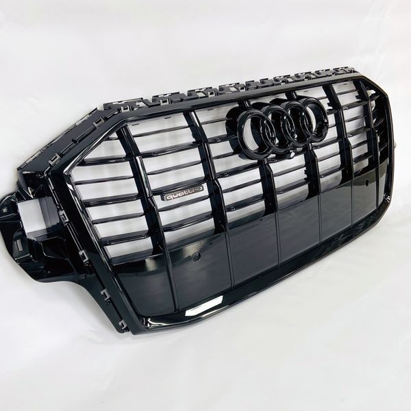Решетка радиатора на Audi Q7 2020- Black 431244 фото