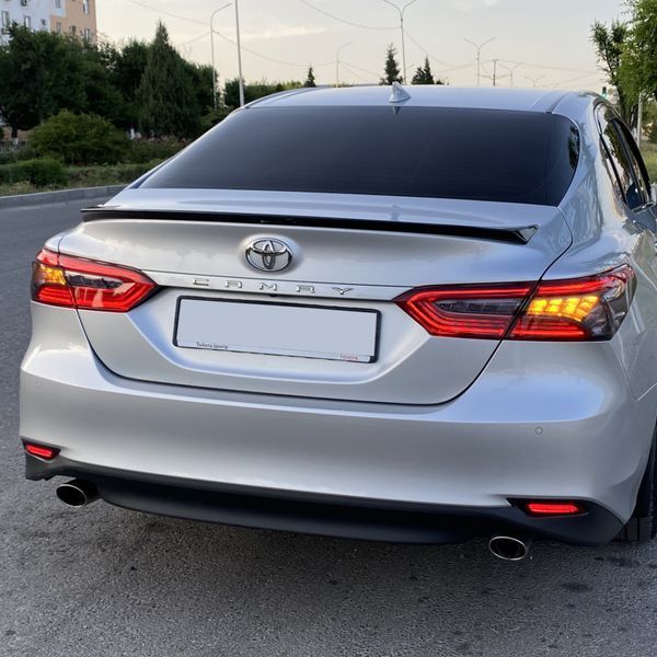 Спойлер на Toyota Camry XV70 2017- чорний глянець 355150 фото