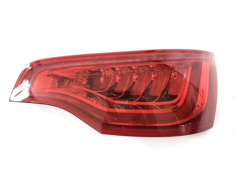 Задние фонари ( LCI Европа ) на Audi Q7 2005-2015 429516 фото