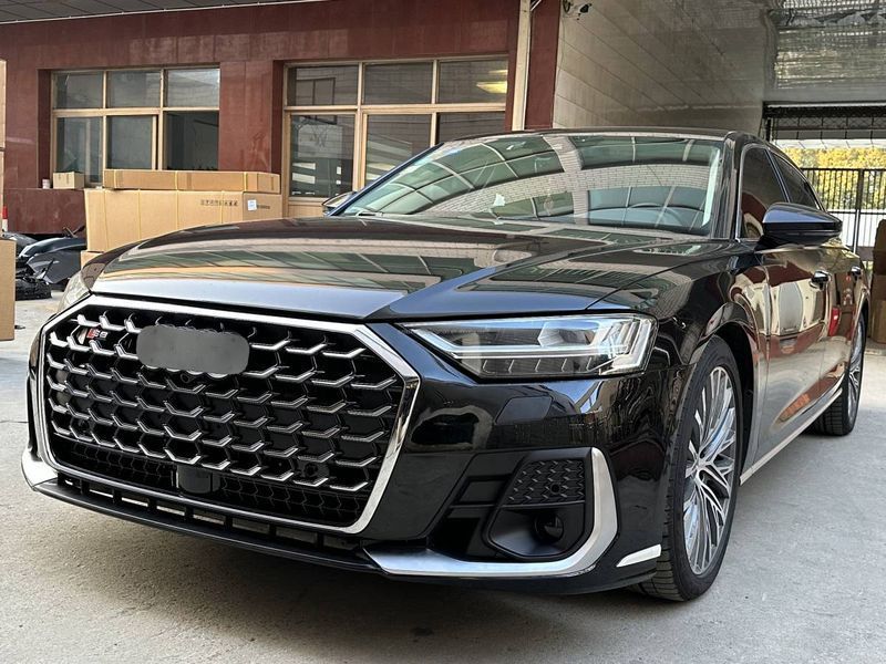 Передний бампер на Audi A8 2017-2021 в стиле S8 2021 521383 фото