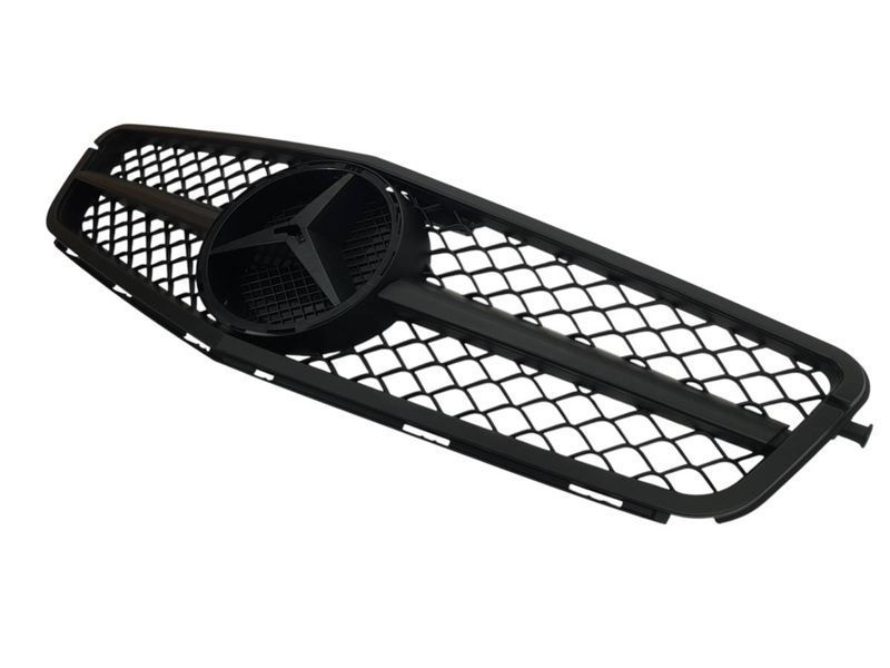 Решетка радиатора на Mercedes C-class W204 2007-2014 SL Flat Black 430750 фото