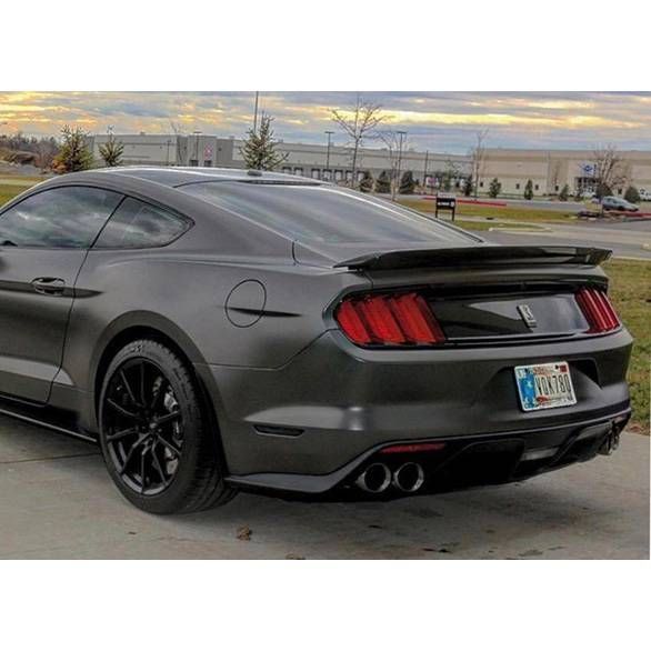 Спойлер на машину Ford Mustang 2015-2022 GT350 черный глянец 399736 фото