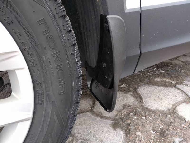 Брызговики на Volkswagen Tiguan 2016- передние VAG 5NA075111 35692 фото Брызговики на Volkswagen Tiguan 2016- передние VAG 5NA075111 35692 фото