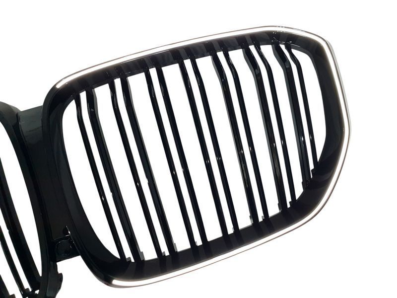 Решітка радіатора на BMW X5 G05 2018-2022 M-look LED Iconic glow 522730 фото