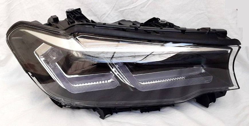 Передні фари на BMW 5 Series G30 2017-2020 FULL LED замість оригінальних ксенонових фар 2020 look 430403 фото Передні фари на BMW 5 Series G30 2017-2020 FULL LED замість оригінальних ксенонових фар 2020 look 430403 фото