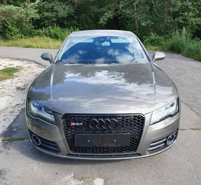 Решетка радиатора на Audi A7 2010-2014 в стиле RS7 Black 427327 фото