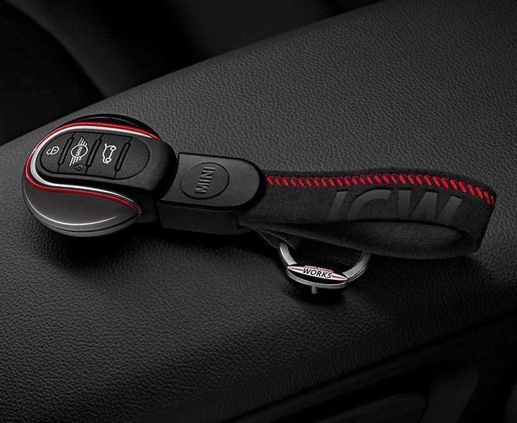 Автомобільний брелок на ключі MINI JCW PRO 82292469989 415316 фото Автомобільний брелок на ключі MINI JCW PRO 82292469989 415316 фото