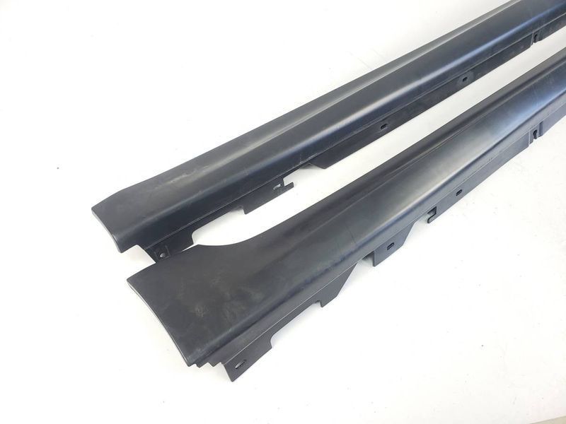 Накладки на пороги (стиль M5 F90) на BMW 5 G30, G31 2017-2020 428641 фото