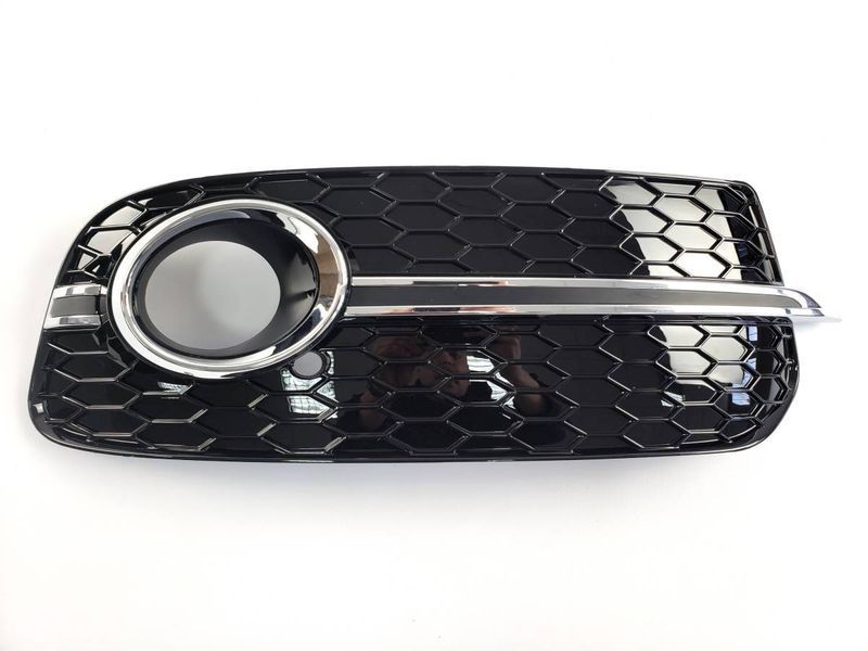 Решетки в бампер Chrome Black (стиль SQ5 под туманки) на Audi Q5 2012-2016 430044 фото Решетки в бампер Chrome Black (стиль SQ5 под туманки) на Audi Q5 2012-2016 430044 фото