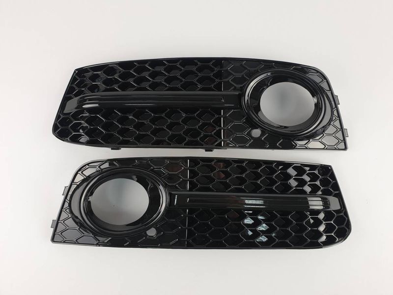 Решітки переднього бампера на Audi A4 B8 2007-2011 стиль RS Black A4-RS0081 240807 фото