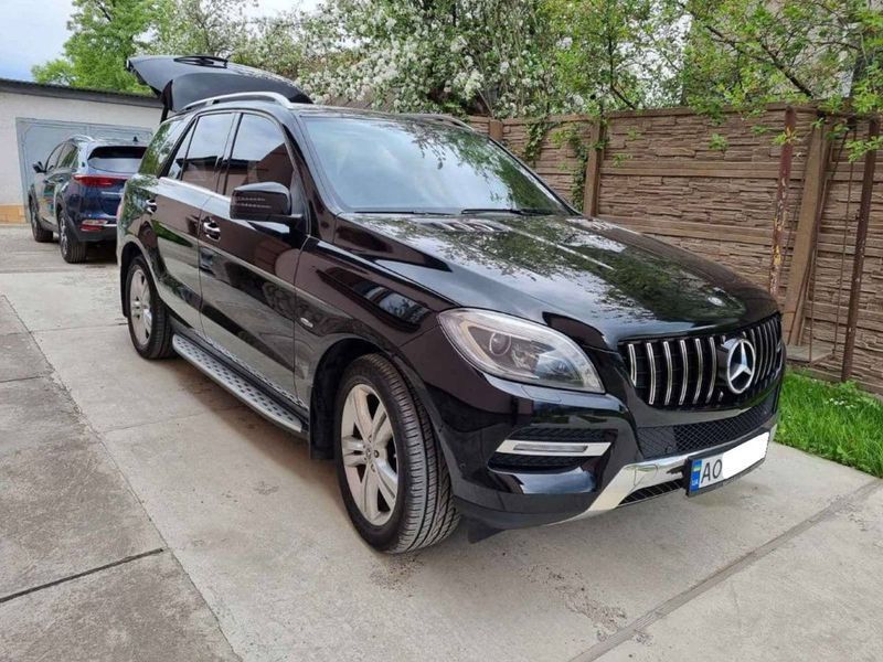 Решетка радиатора на Mercedes M-class W166 2011-2015 GT Chrome Black 427603 фото
