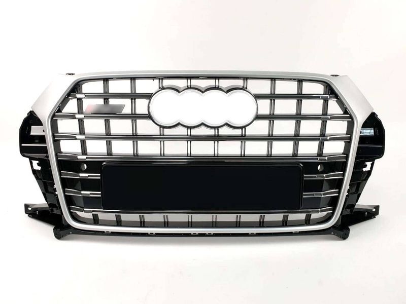 Решітка радіатора на Audi Q3 2014-2018 стиль SQ3 Silver Black 429961 фото Решітка радіатора на Audi Q3 2014-2018 стиль SQ3 Silver Black 429961 фото