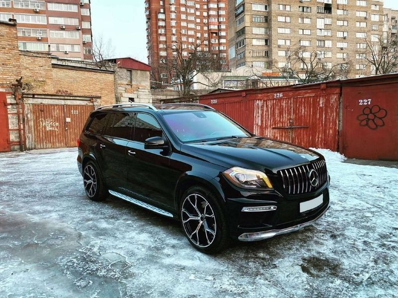 Решітка радіатора на Mercedes GL-class X166 2012-2015 GT Chrome Black 427625 фото Решітка радіатора на Mercedes GL-class X166 2012-2015 GT Chrome Black 427625 фото