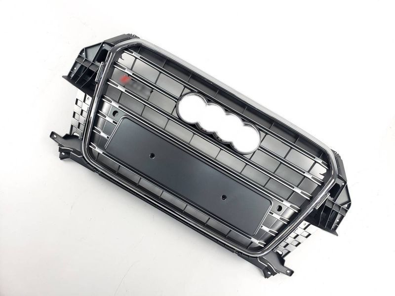 Решетка радиатора на Audi Q3 2011-2014 в стиле SQ3 Silver Chrome 429962 фото