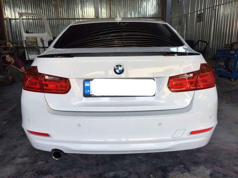 Спойлер на BMW 3 F30 2011-2018 стиль M-Performance чорний глянець 428789 фото