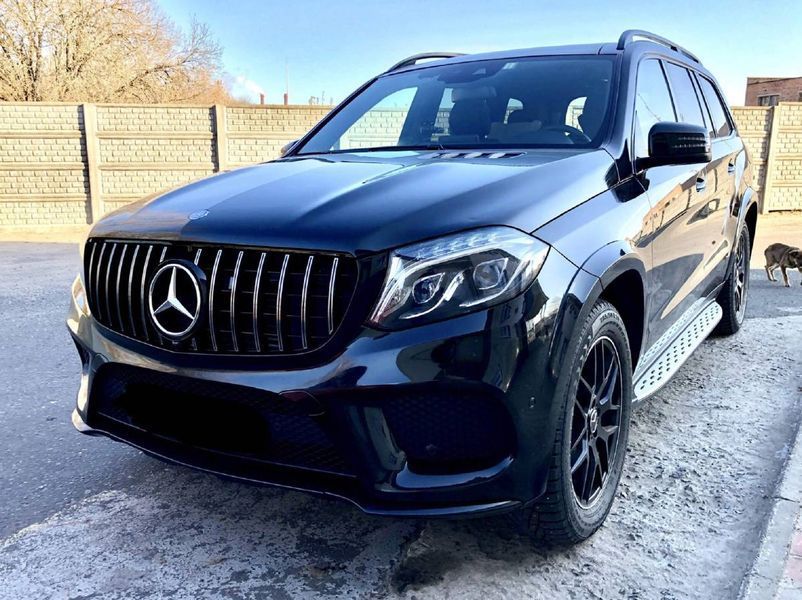 Решітка радіатора на Mercedes GLS-class X166 2015-2019 GT Chrome Black 427626 фото