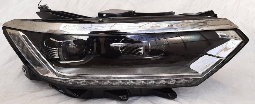 Передние фары на Volkswagen Passat B8 2014-FULL LED вместо штатных галогеновых фар 430493 фото