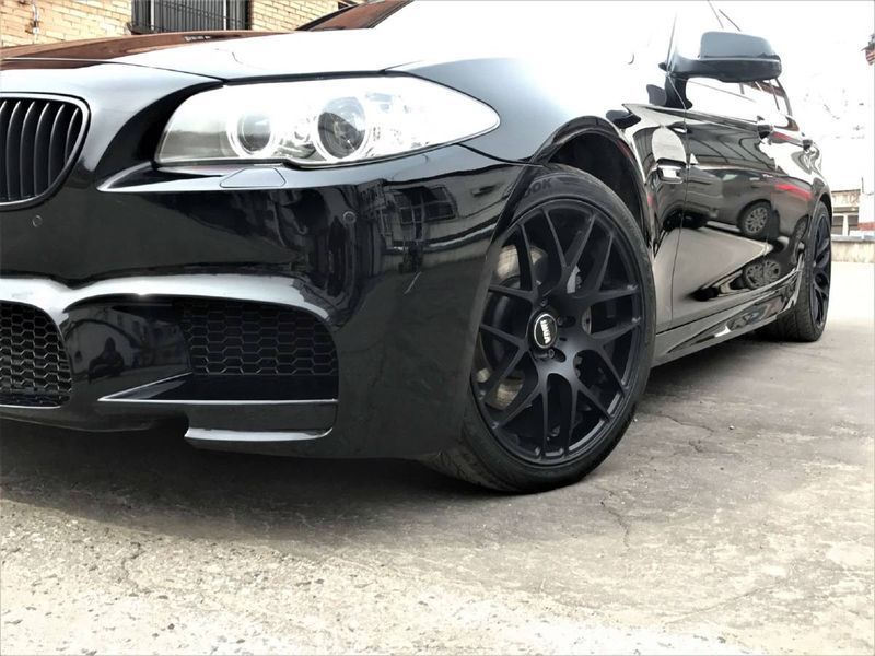 Комплект обвеса передний и задний бампер на BMW 5 F10, F11 2010-2017 в стиле M5 428583 фото